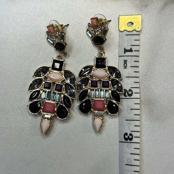 Artistic Gem Earrings - Green - Picture 7 of 8